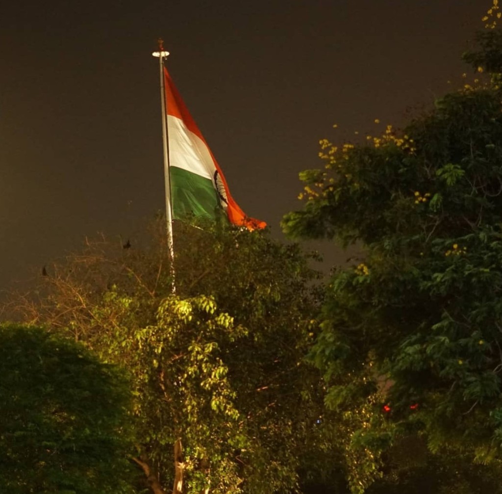 delhi india flag cp central park
